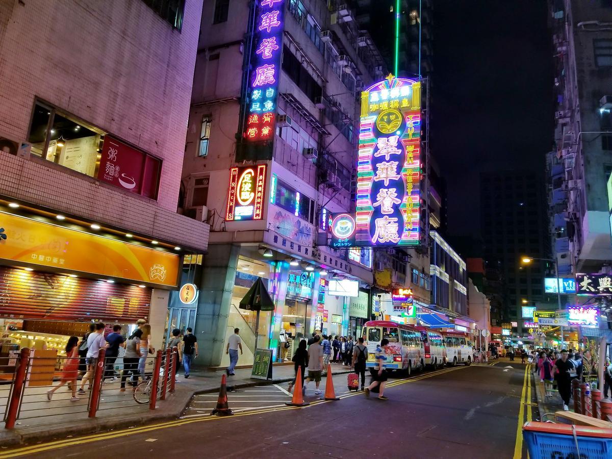 Longwin Hostel Hong Kong Exterior photo